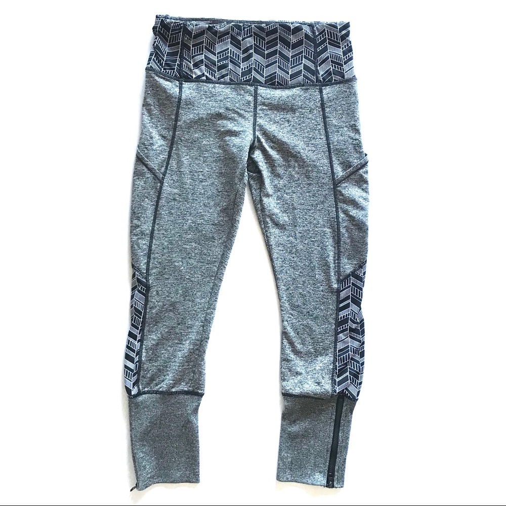 Infinite Power Leggings - Medium
